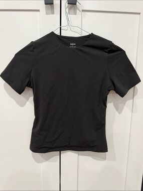 Quince Black Stretchy Short Sleeve Crewneck Top